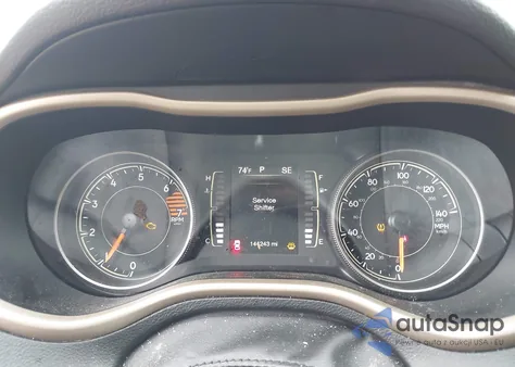 2017 Jeep Cherokee Sport 4X4 z USA, uszkodzony, nr VIN 1C4PJMAB7HD230559